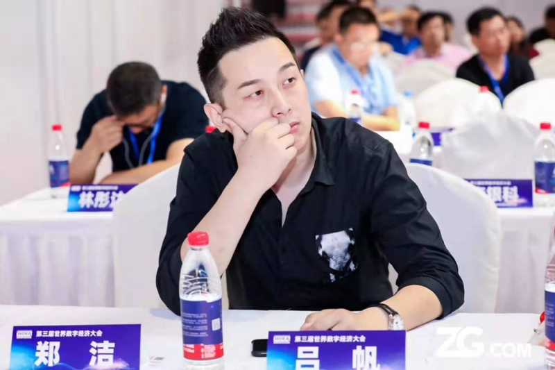 一生摯愛的第一张照片--镇江相亲服务中心