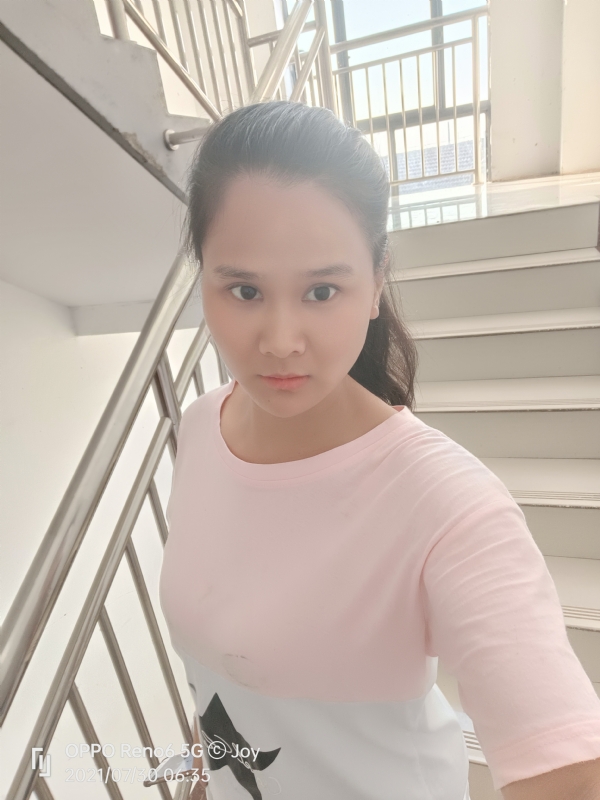 姣的第二张照片--镇江相亲服务中心
