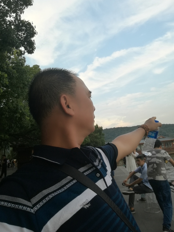 木子五的第四张照片--镇江相亲服务中心