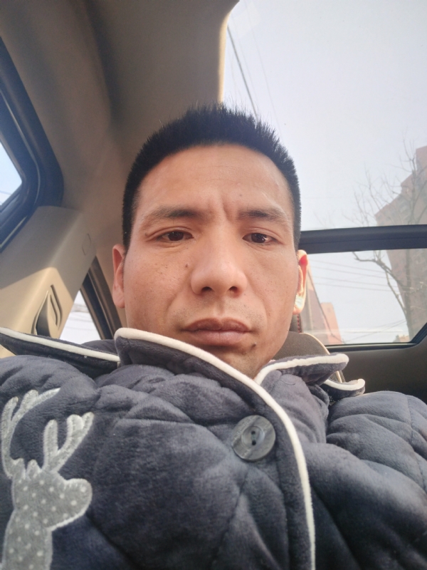 青春不长在的第一张照片--镇江相亲服务中心