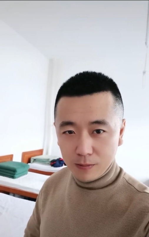 随风的第二张照片--镇江相亲服务中心