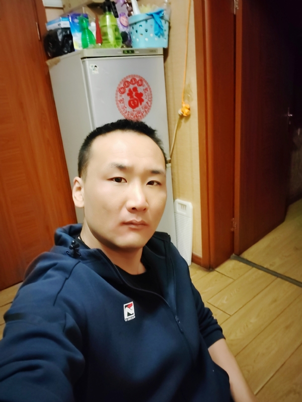 子昂的第一张照片--镇江相亲服务中心