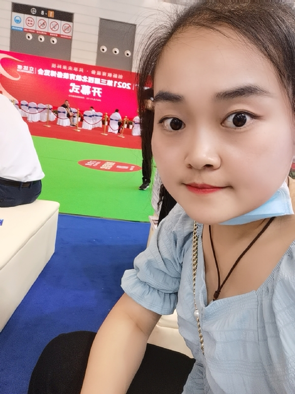 娜娜的第一张照片--镇江相亲服务中心