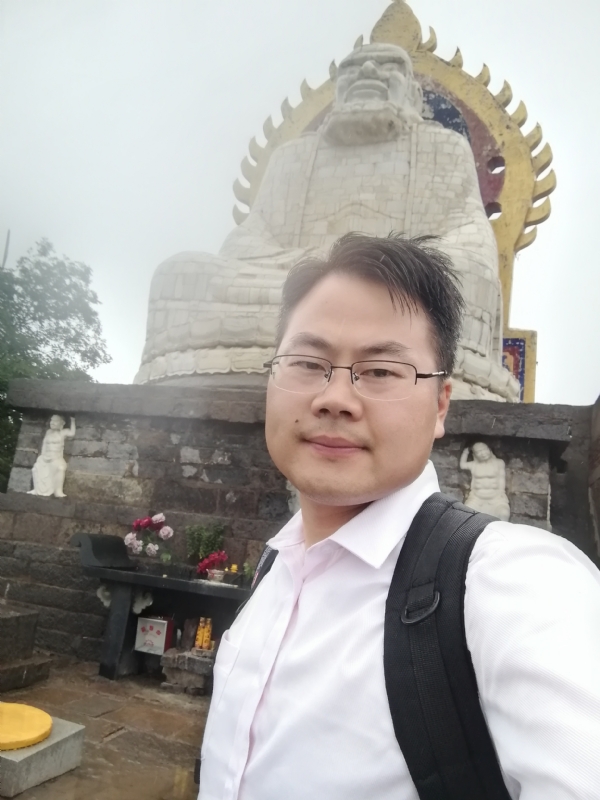 江洋党总顾问的第一张照片--镇江相亲服务中心