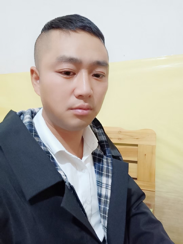 小天的第一张照片--镇江相亲服务中心