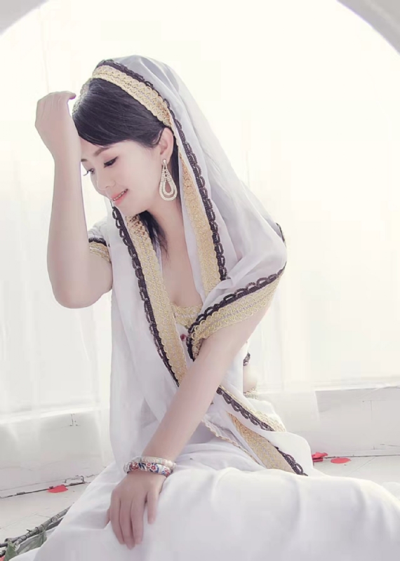 yaoyao的第三张照片--镇江相亲服务中心