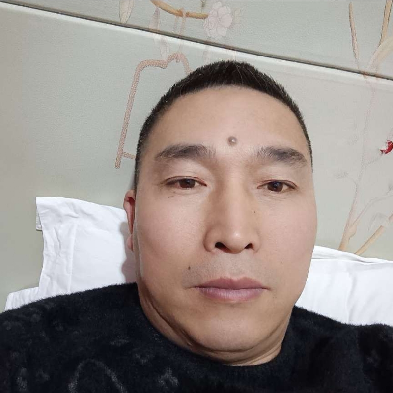 痴情男的第一张照片--镇江相亲服务中心