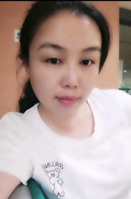 淡淡的云的第一张照片--镇江相亲服务中心