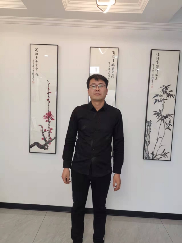 情义比天高的第一张照片--镇江相亲服务中心