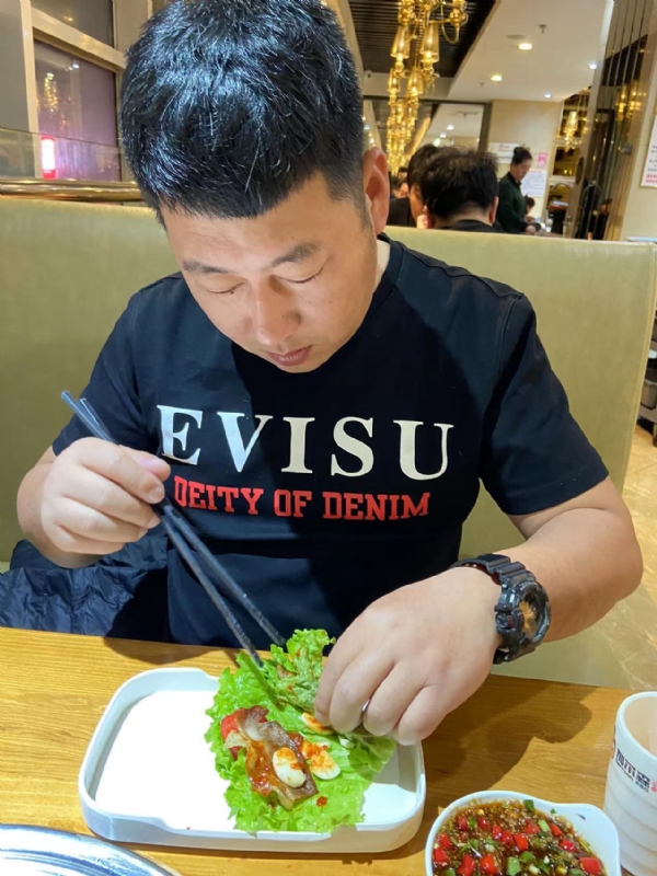 砒霜的第一张照片--镇江相亲服务中心