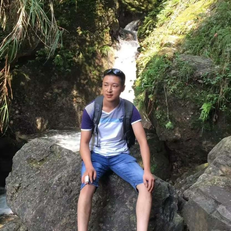 人杰地也灵的第一张照片--镇江相亲服务中心