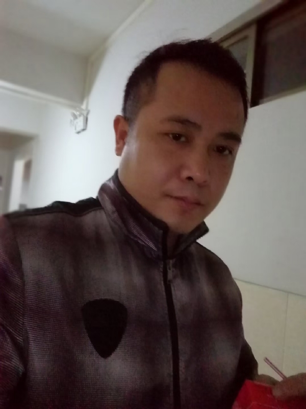 礼哥的第一张照片--镇江相亲服务中心