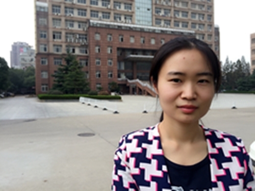 女儿征婚的第一张照片--镇江相亲服务中心