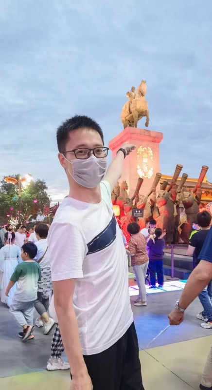 一休哥的第一张照片--镇江相亲服务中心