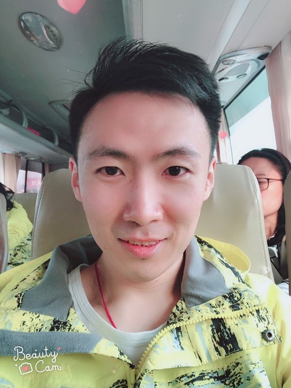 郭白白的第二张照片--镇江相亲服务中心