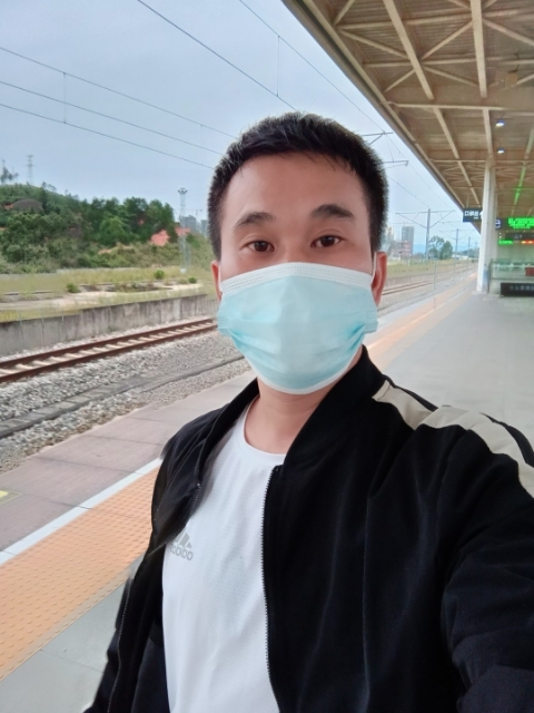 小李的第一张照片--镇江相亲服务中心