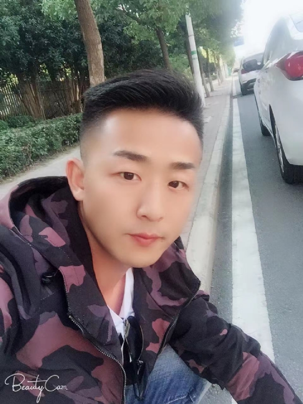 归心的第二张照片--镇江相亲服务中心