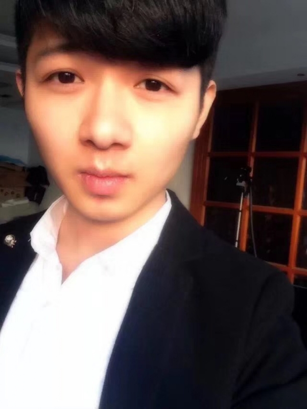 萨拉嘿呦的第一张照片--镇江相亲服务中心