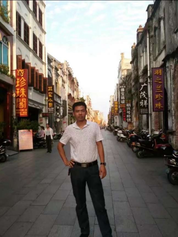 爱生活爱健康的第一张照片--镇江相亲服务中心