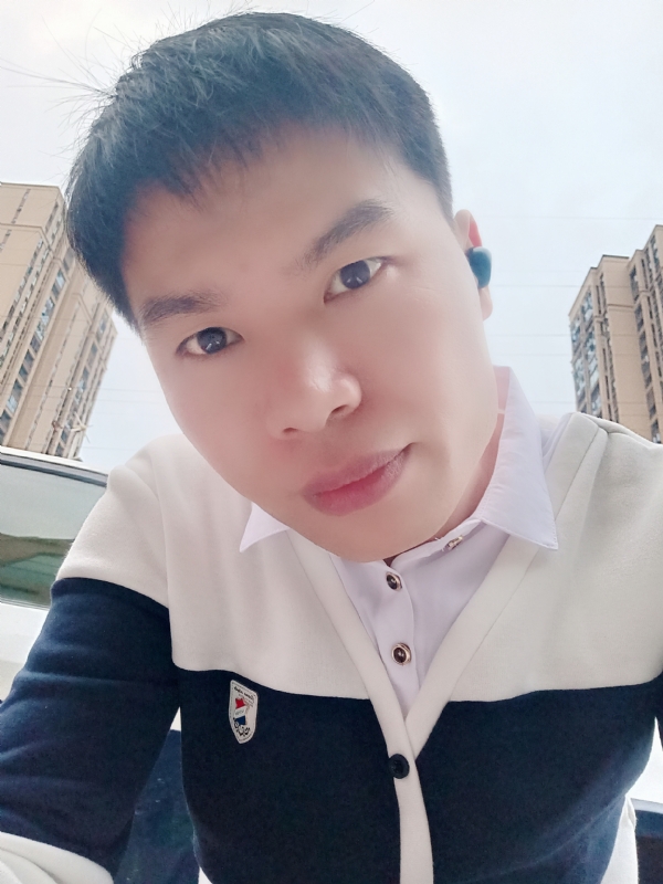 雨霁月清风的第一张照片--镇江相亲服务中心