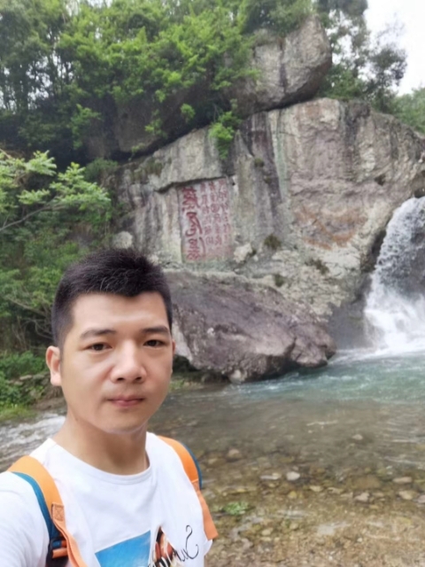 愿得一人心的第一张照片--镇江相亲服务中心