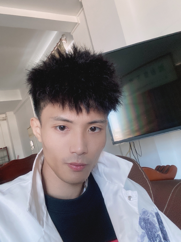 李邓平的第一张照片--镇江相亲服务中心