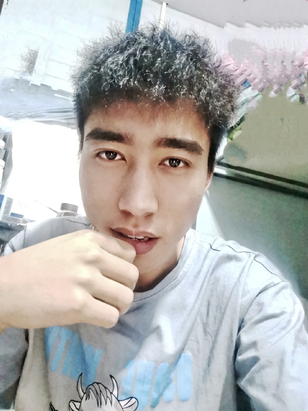 未来可期的第一张照片--镇江相亲服务中心