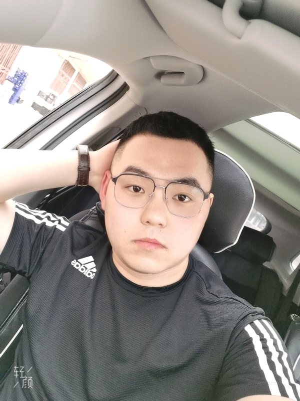 海阔天空的第一张照片--镇江相亲服务中心