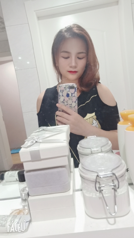 刘莲酥的第四张照片--镇江相亲服务中心