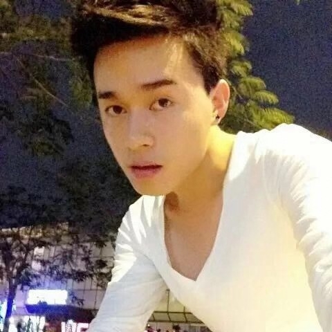 爱与不爱的第一张照片--镇江相亲服务中心