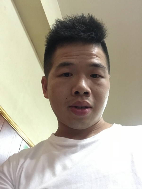 爱请简单点的第一张照片--镇江相亲服务中心