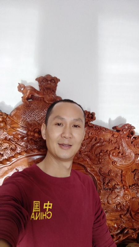 想有个家的第一张照片--镇江相亲服务中心