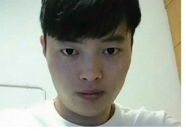 小张哥哥的第一张照片--镇江相亲服务中心