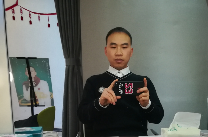 恬淡的第一张照片--镇江相亲服务中心