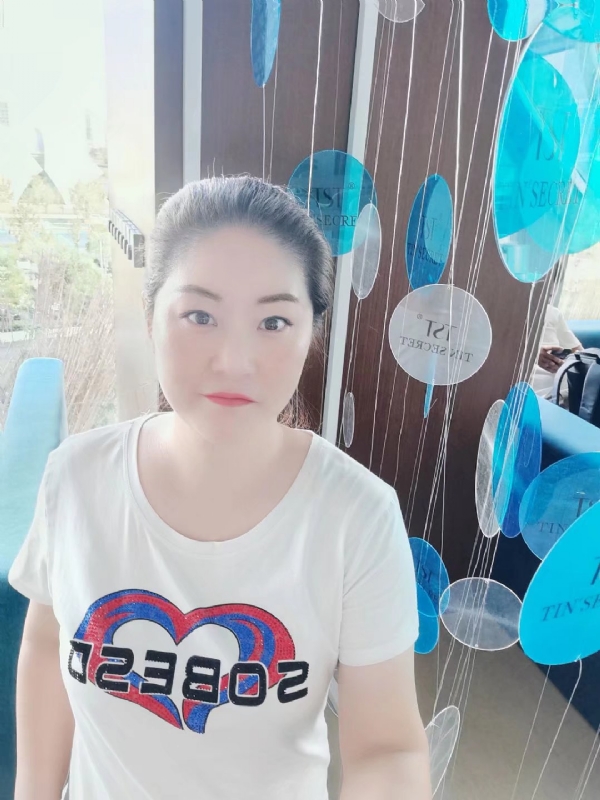 巷子里的童年的第一张照片--镇江相亲服务中心