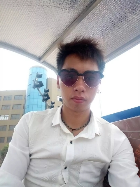 寻缘的第一张照片--镇江相亲服务中心