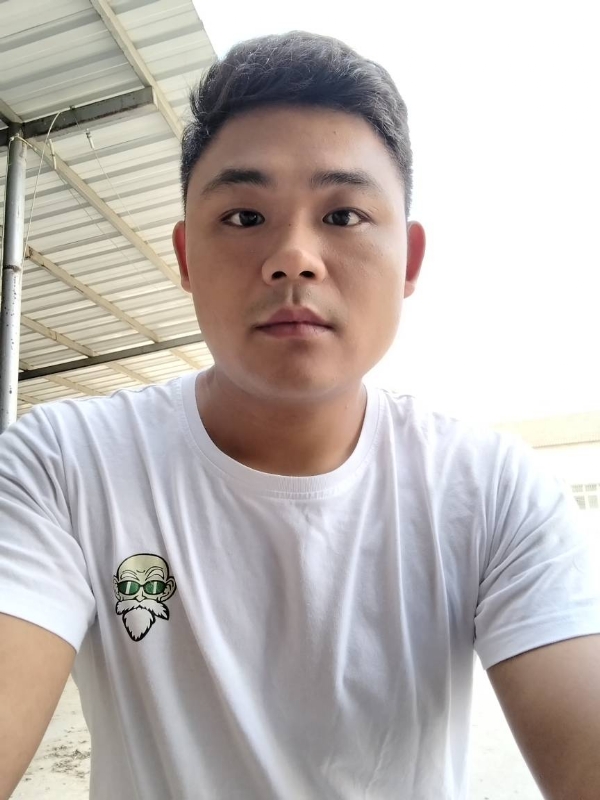 高大威武的第一张照片--镇江相亲服务中心