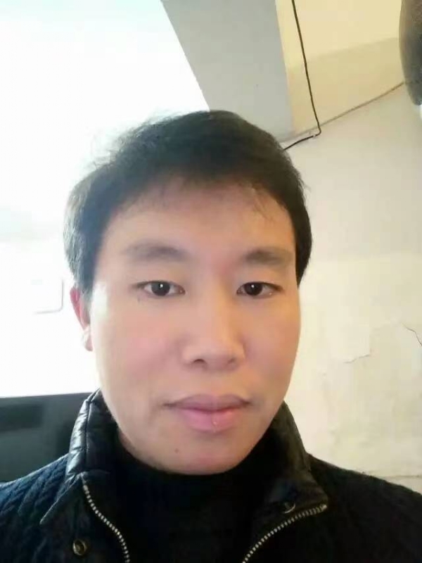 擎天柱的第三张照片--镇江相亲服务中心