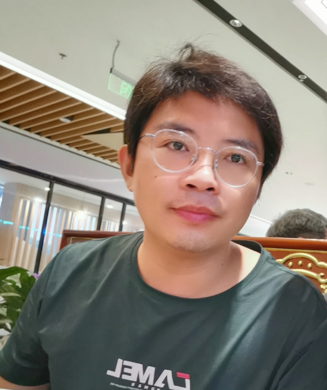 陆迅的第三张照片--镇江相亲服务中心