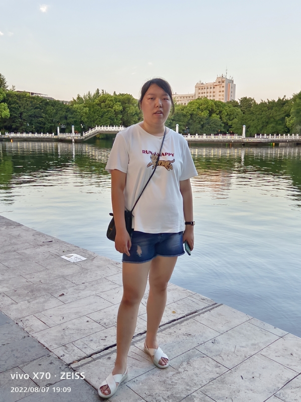 幸福触手可及的第一张照片--镇江相亲服务中心