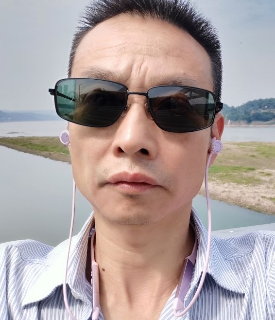 猪哥哥的第二张照片--镇江相亲服务中心