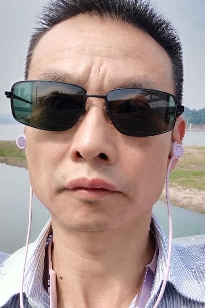 猪哥哥的第三张照片--镇江相亲服务中心