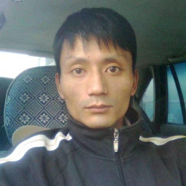 易心的第一张照片--镇江相亲服务中心
