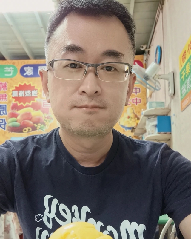 感感的第一张照片--镇江相亲服务中心