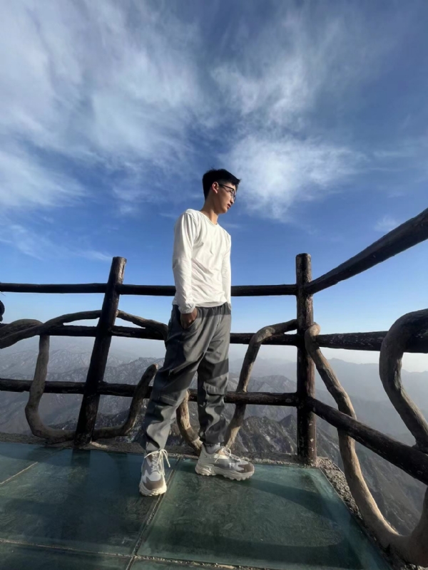 怜ぁ熙的第一张照片--镇江相亲服务中心
