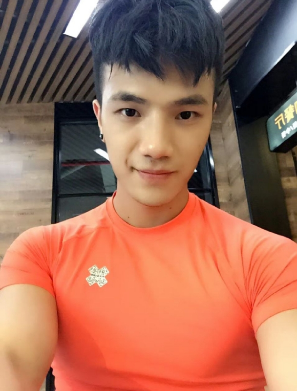 航航的第一张照片--镇江相亲服务中心