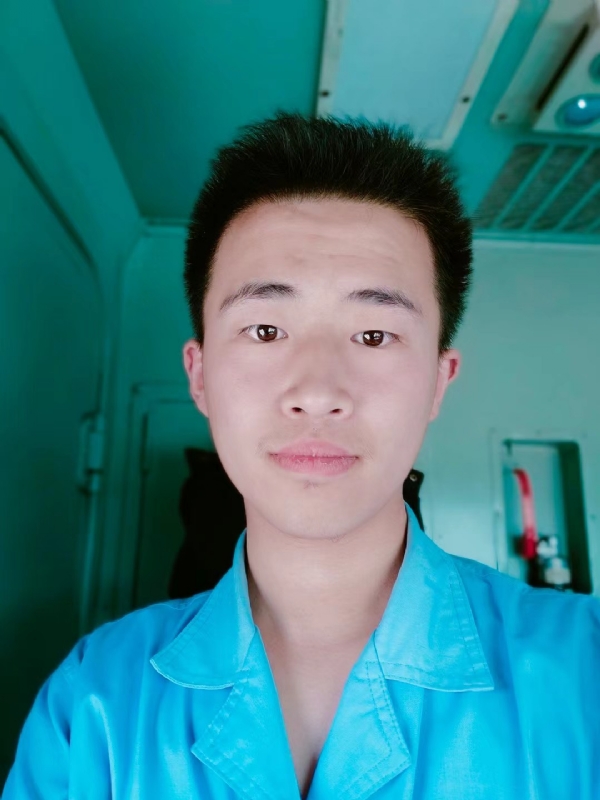 生而为人的第一张照片--镇江相亲服务中心