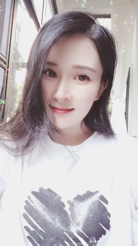 晨曦的第二张照片--镇江相亲服务中心
