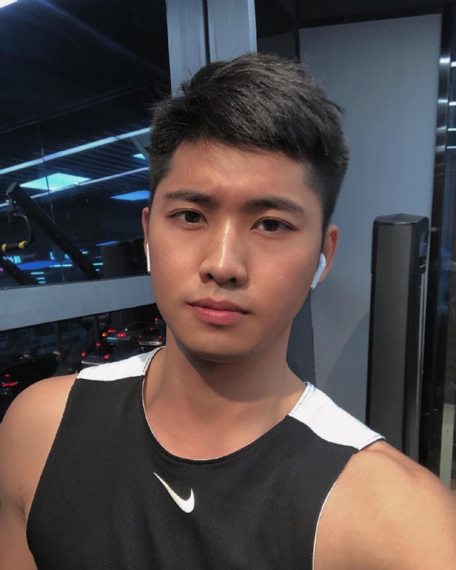 林毅的第一张照片--镇江相亲服务中心