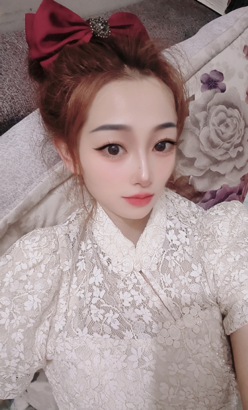 有缘千里来相会的第一张照片--镇江相亲服务中心
